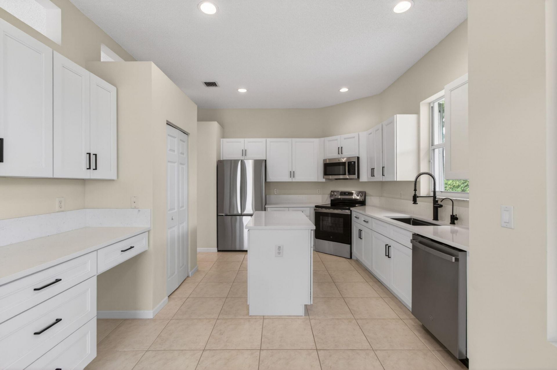 6594 Jog Palm Drive, Boynton Beach, FL 33437 Photo