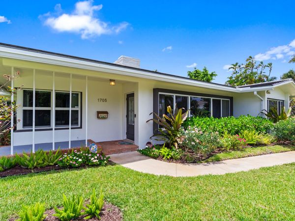 1705 NE 26th Avenue, Fort Lauderdale, FL 33305
