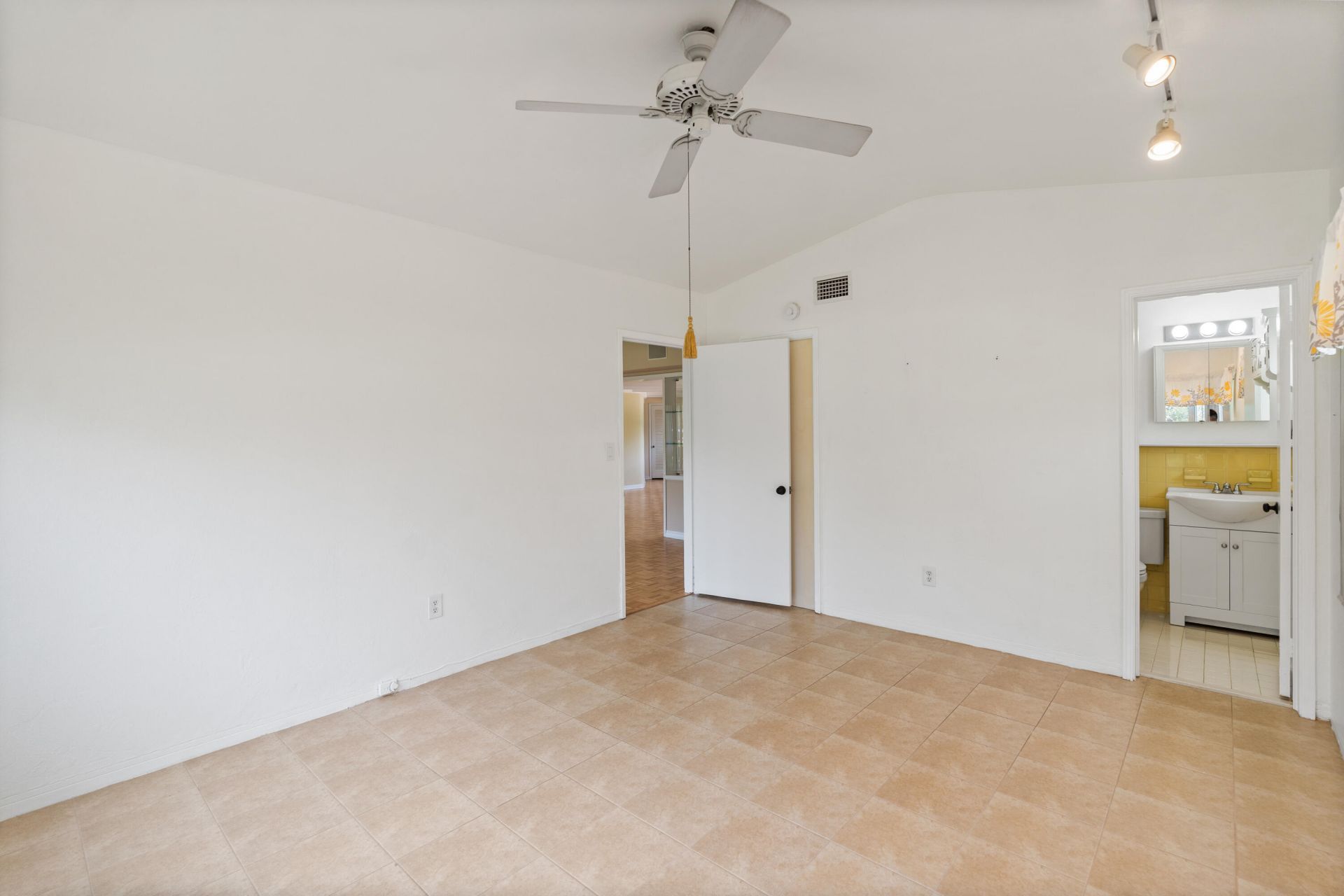 1705 NE 26th Avenue, Fort Lauderdale, FL 33305 Photo