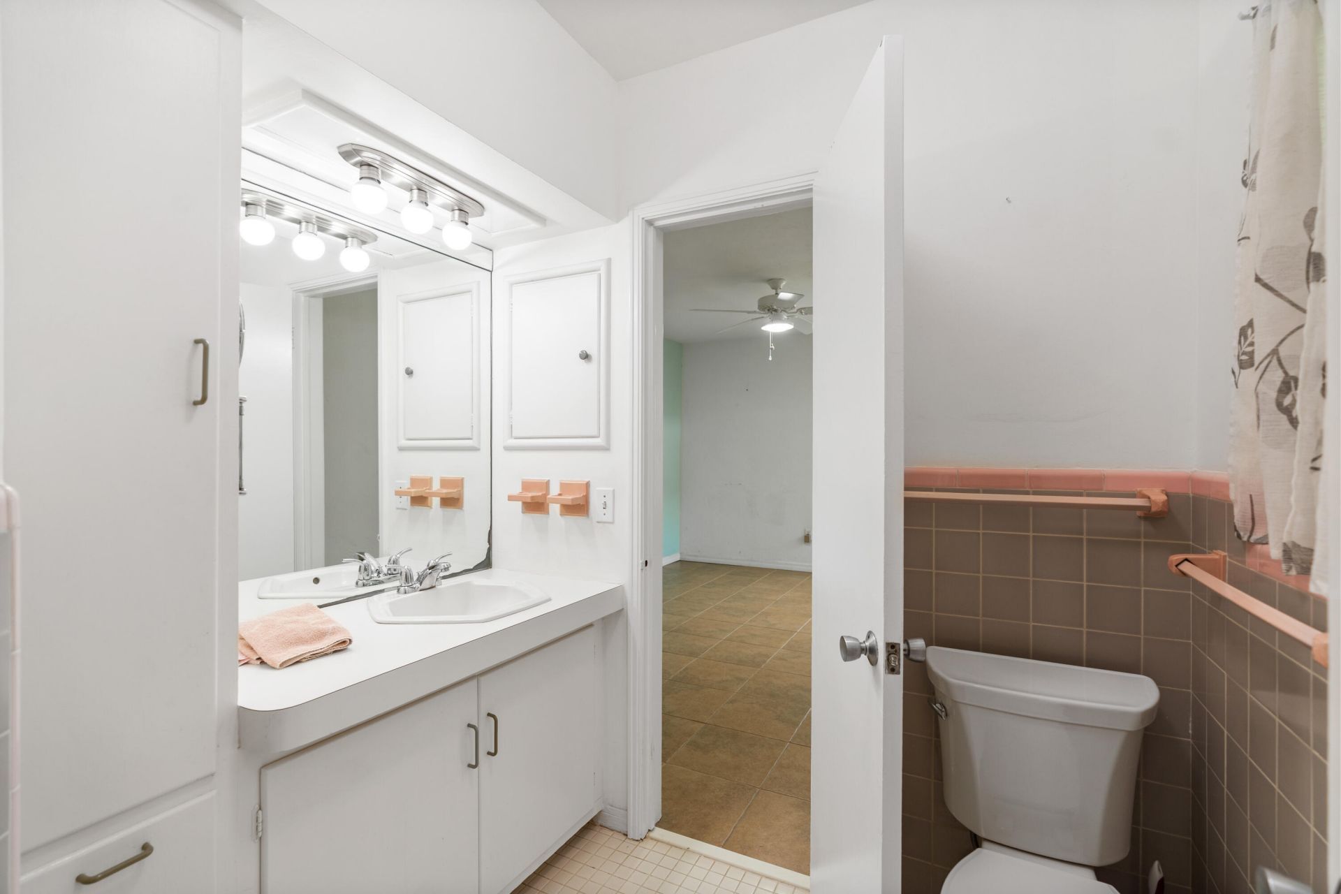 1705 NE 26th Avenue, Fort Lauderdale, FL 33305 Photo
