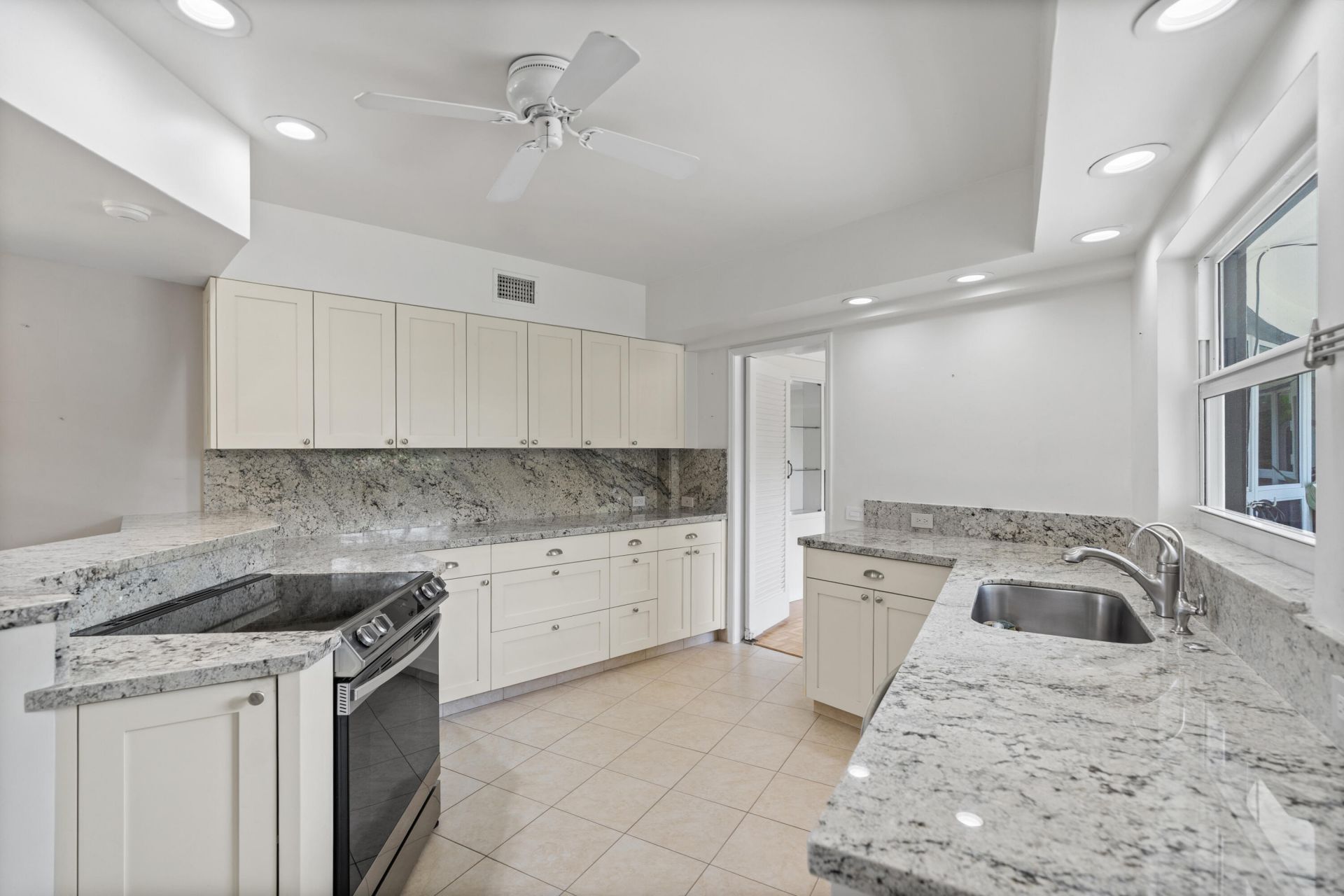 1705 NE 26th Avenue, Fort Lauderdale, FL 33305 Photo