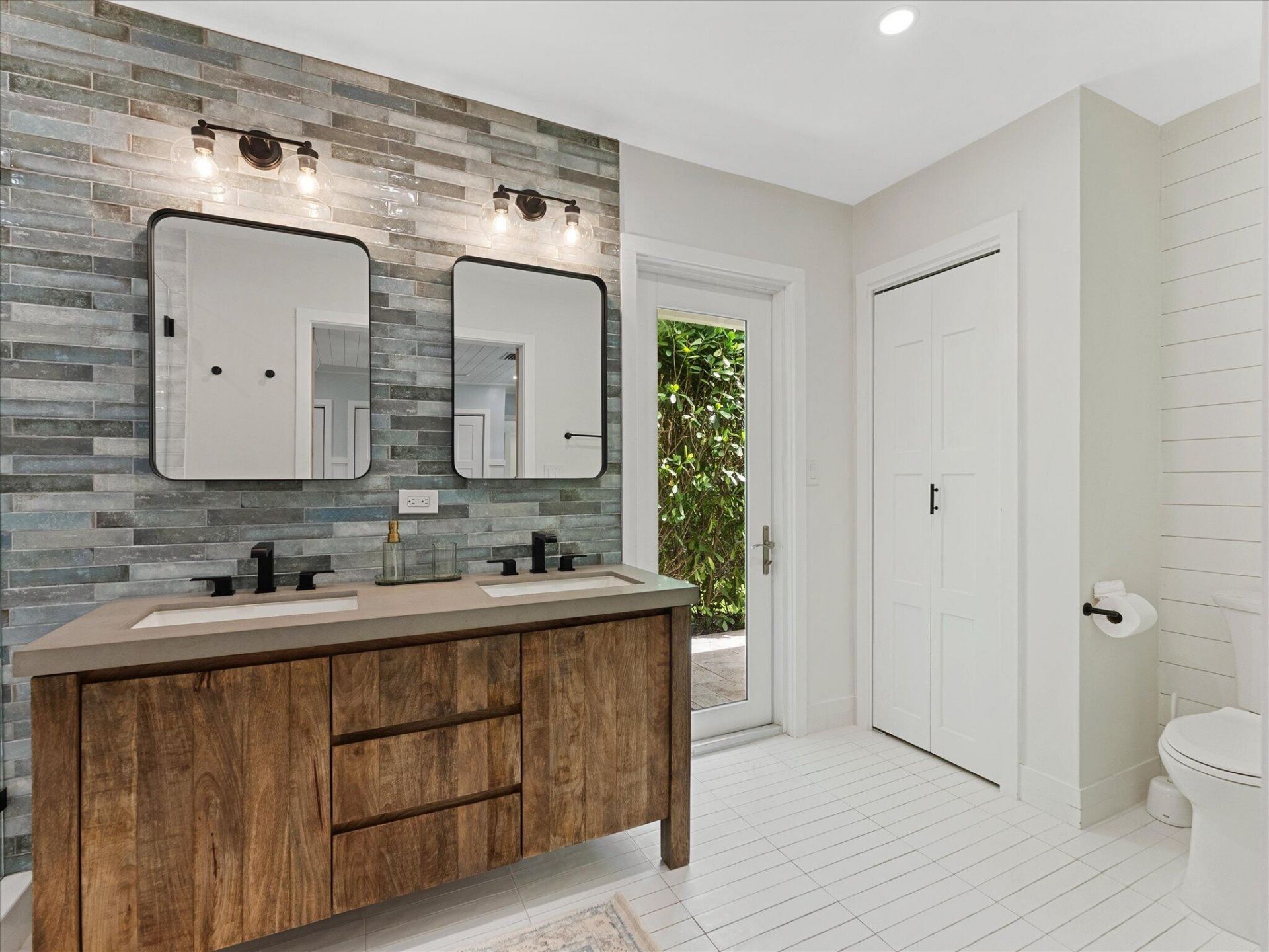 6250 SW 6th Street, Plantation, FL 33317 Photo