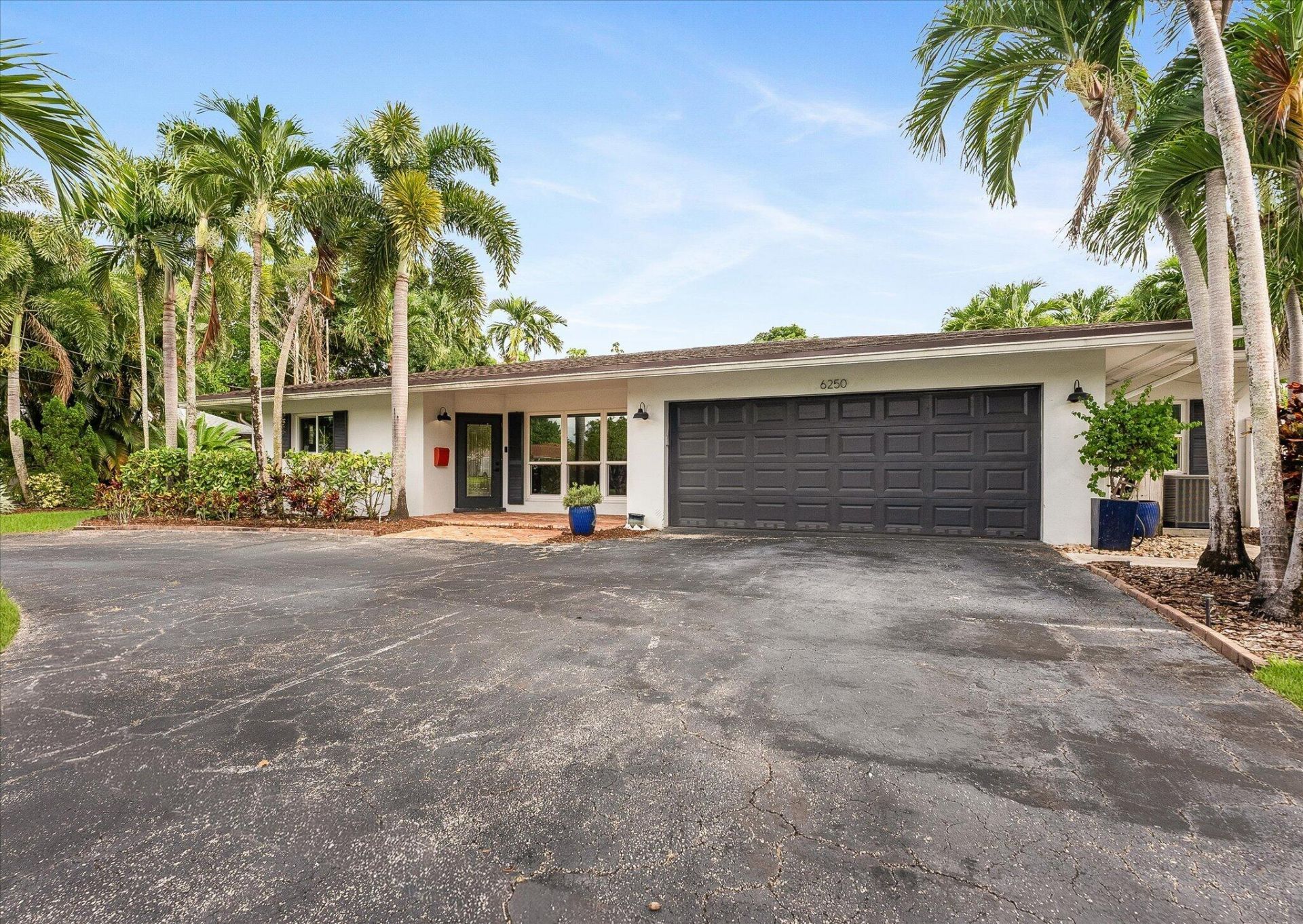6250 SW 6th Street, Plantation, FL 33317 Photo
