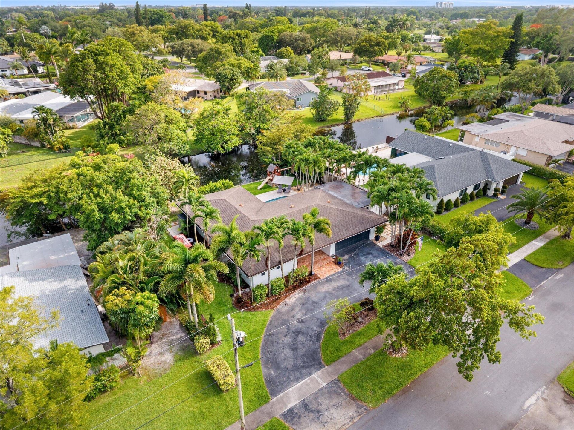 6250 SW 6th Street, Plantation, FL 33317 Photo