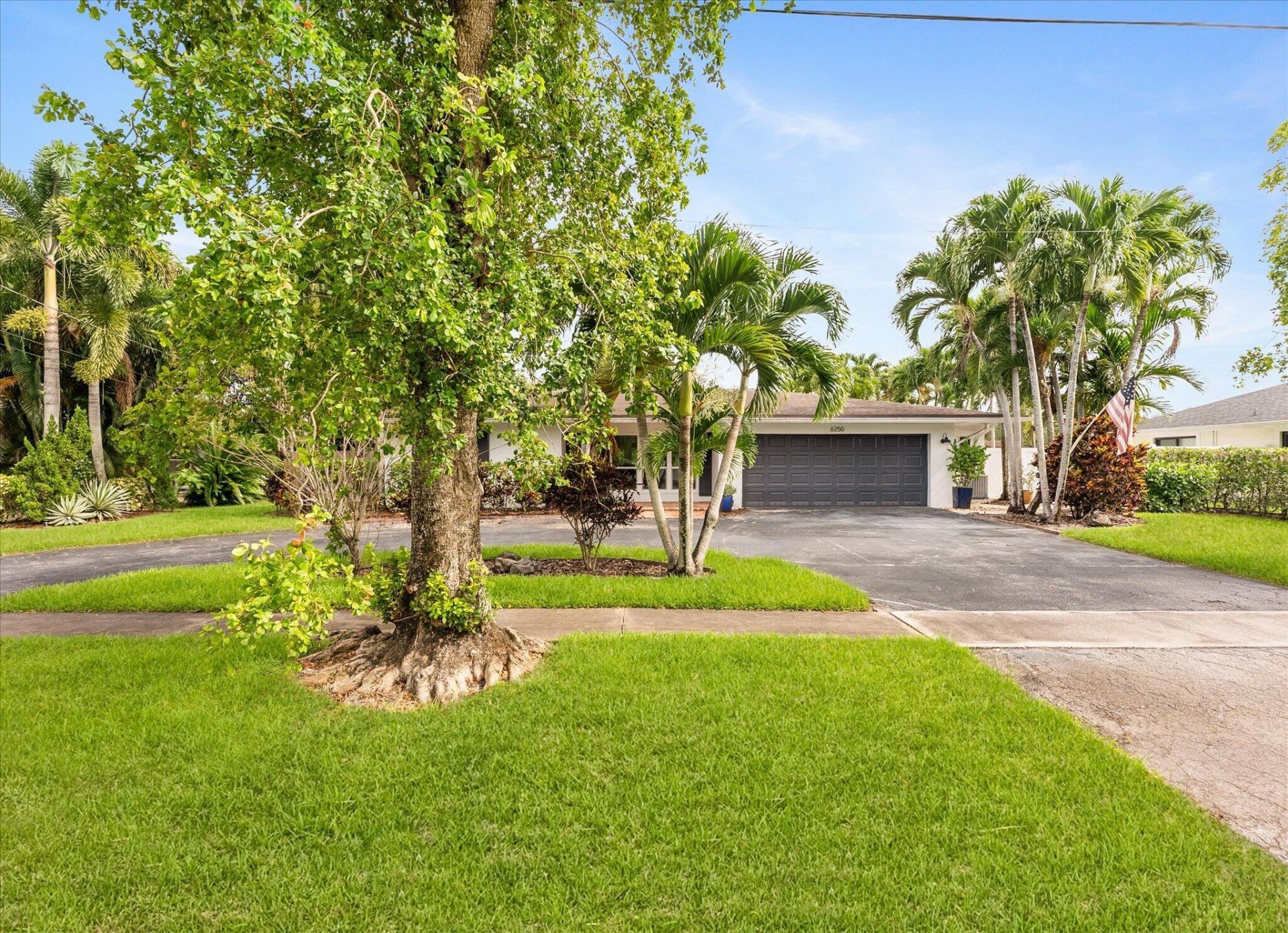 6250 SW 6th Street, Plantation, FL 33317 Photo