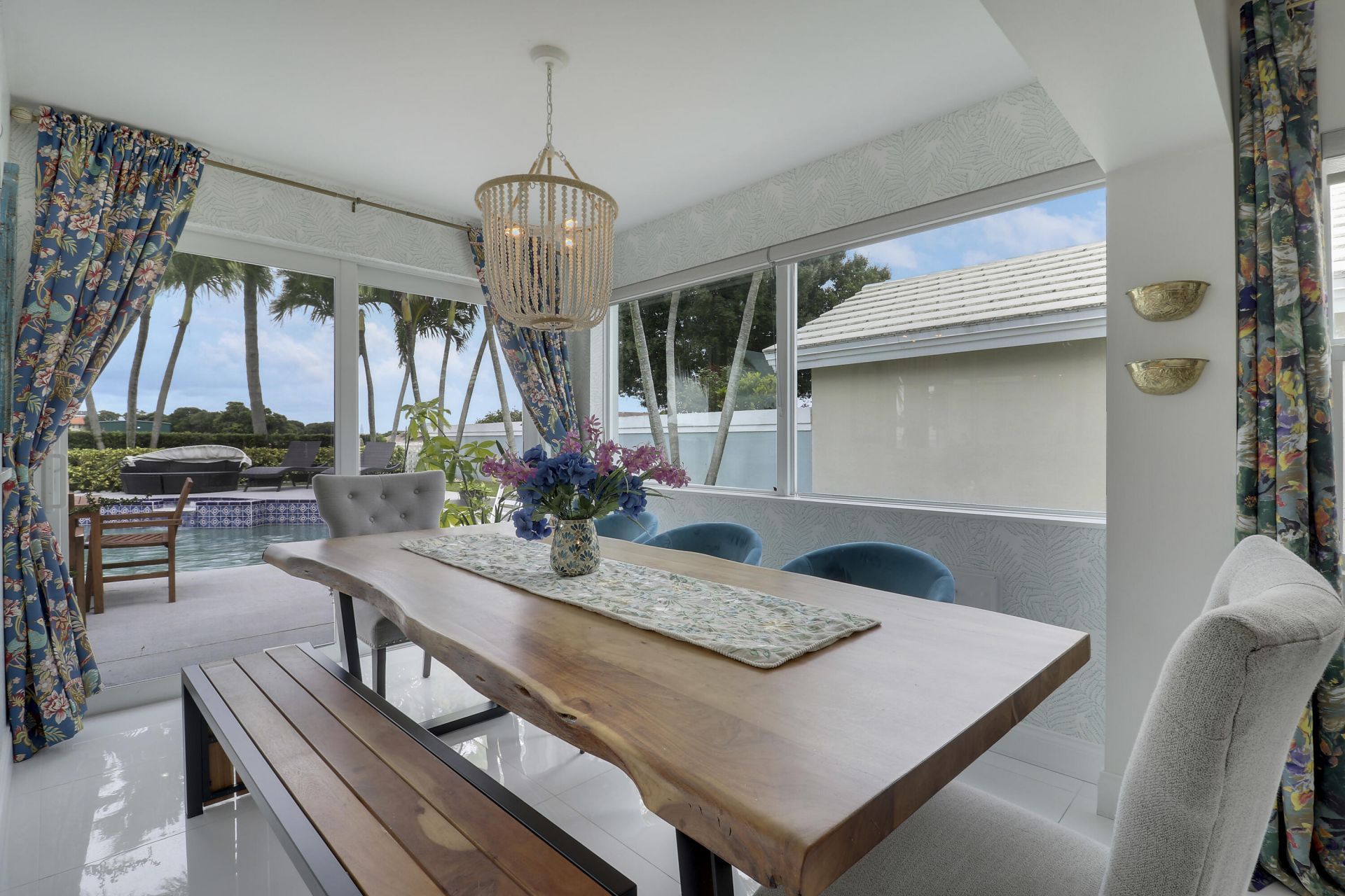 1560 Wilderness Road, West Palm Beach, FL 33409 Photo