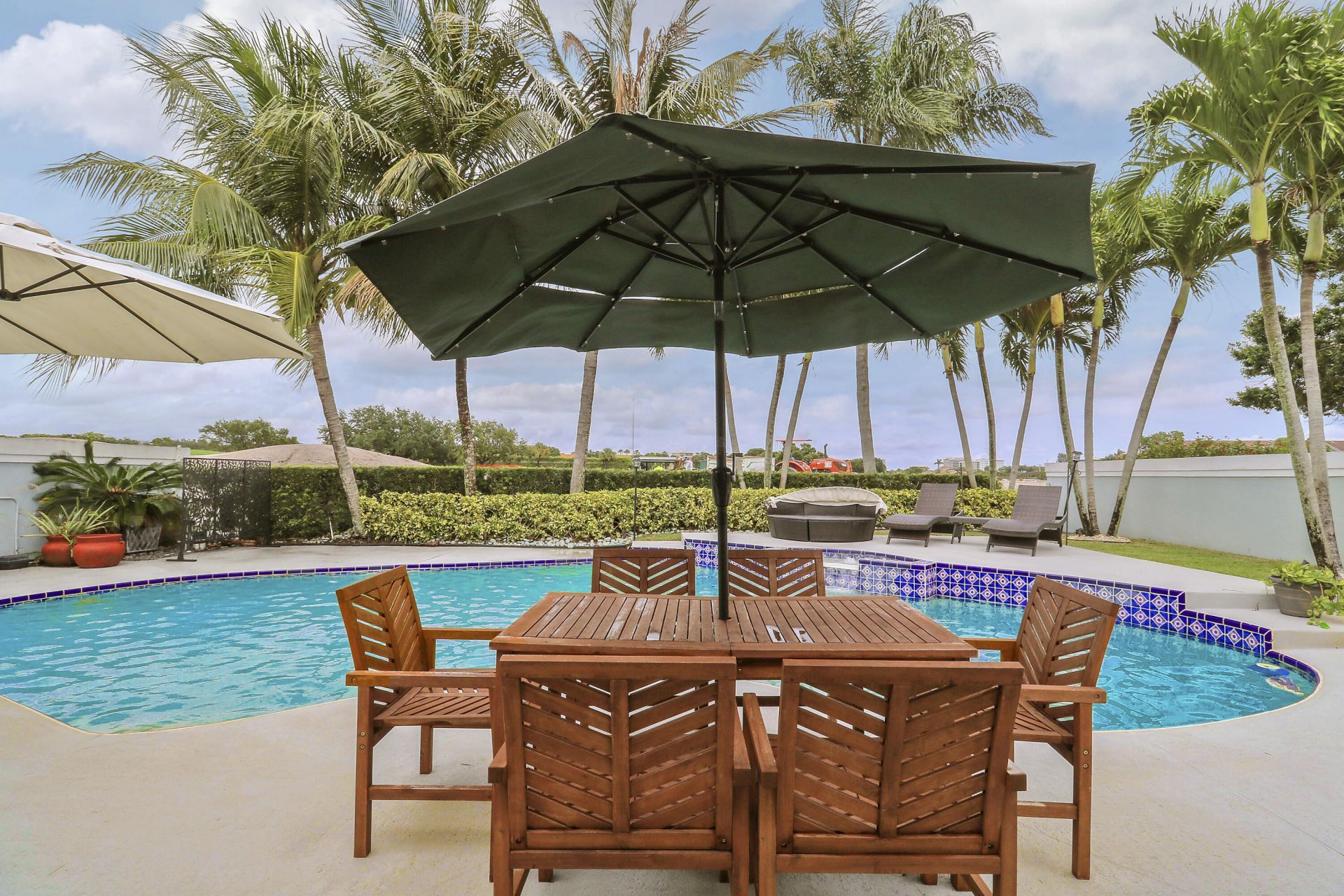 1560 Wilderness Road, West Palm Beach, FL 33409 Photo
