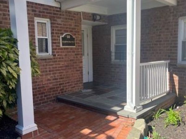 60 Knightsbridge Road , Unit 2H, Great Neck, NY 11021