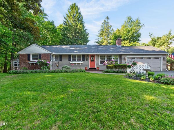2 Avon Road, Delmar, NY 12054