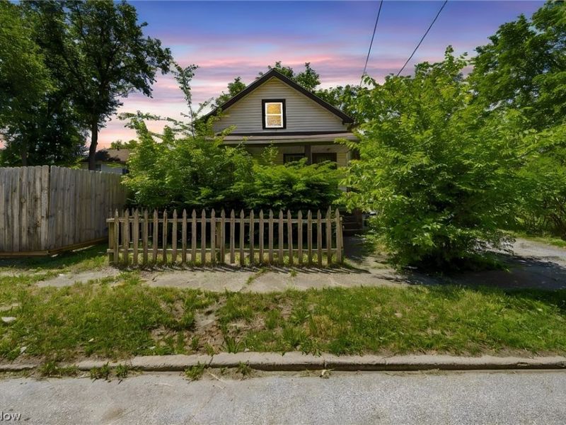 9404 Benham Avenue , Cleveland, OH 44105 Photo 17