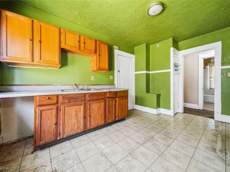 3123 E 94th Street , Cleveland, OH 44104 Photo 22