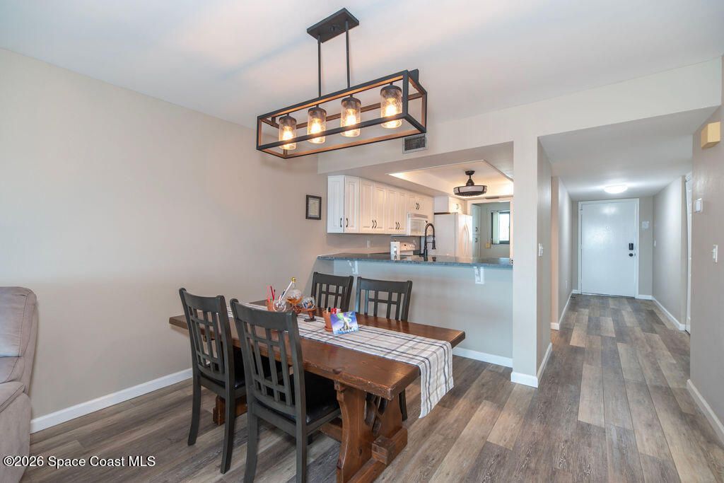 250 S Sykes Creek Parkway, Unit B308, Merritt Island, FL 32952 Photo