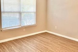 5110 Scarsdale Avenue photo 4