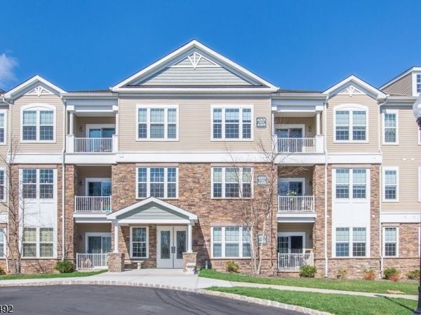 4203 Hoover Ln, Rockaway, NJ 07866