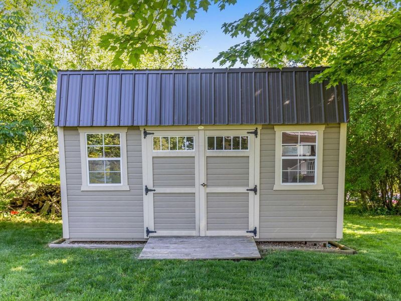 866 Winesap Drive , Howard, OH 43028 Photo 27