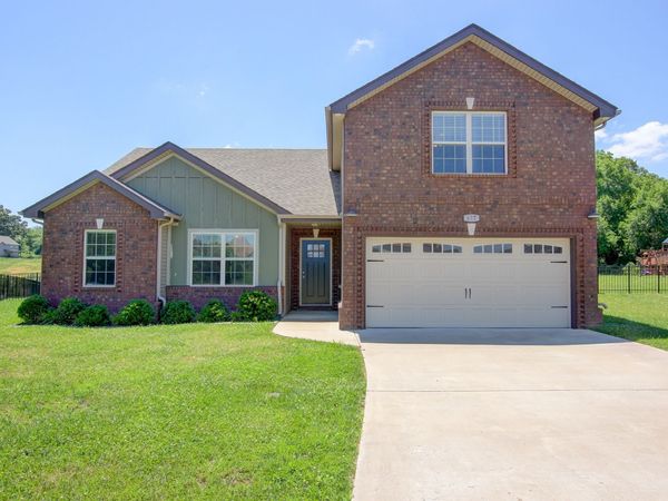 677 Battery Ct , Clarksville, TN 37042