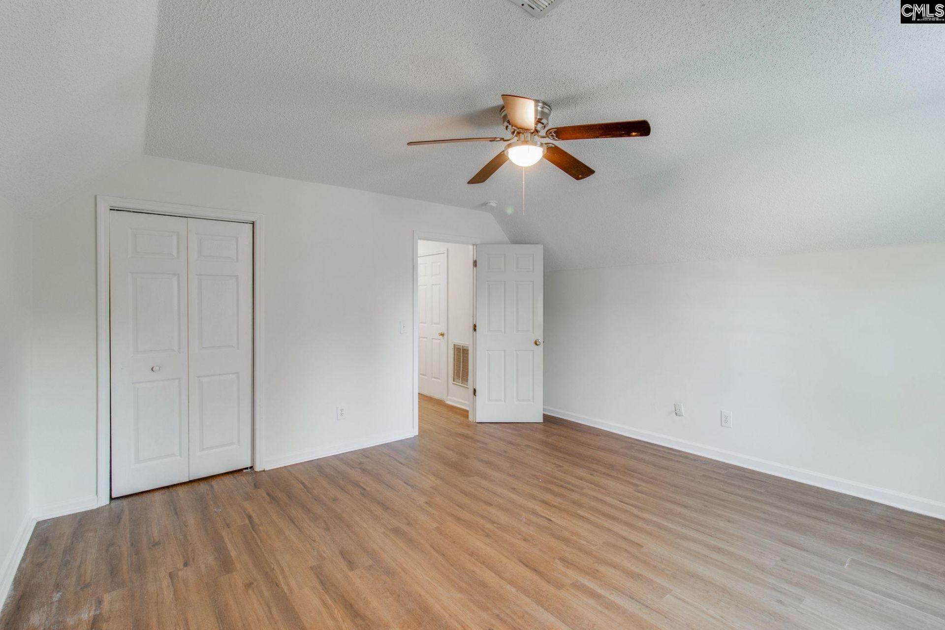 207 Southdown Drive  Photo 28