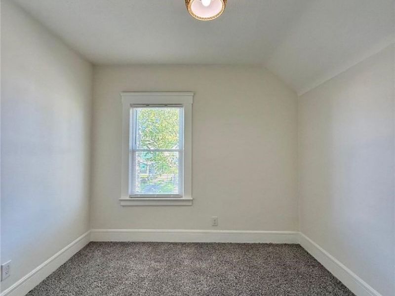 3374 W 88th Street , Cleveland, OH 44102 Photo 15