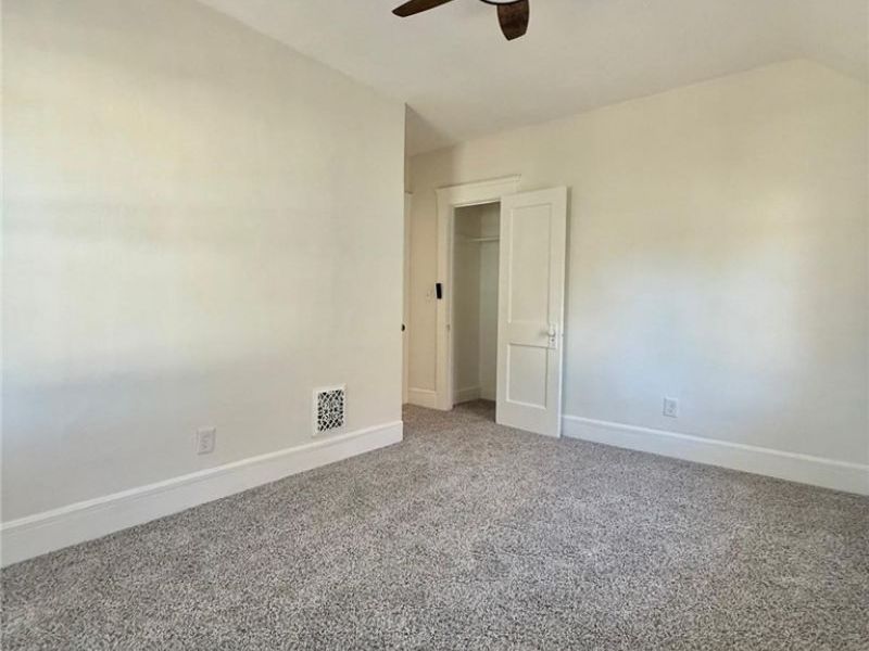 3374 W 88th Street , Cleveland, OH 44102 Photo 22
