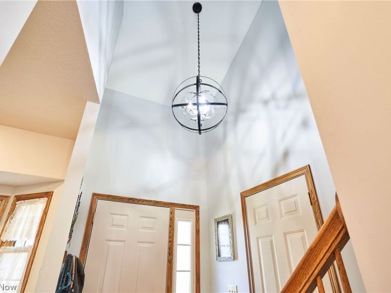 2574 Cardington Green, Uniontown, OH 44685 Photo 16