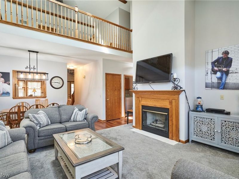 2574 Cardington Green, Uniontown, OH 44685 Photo 2