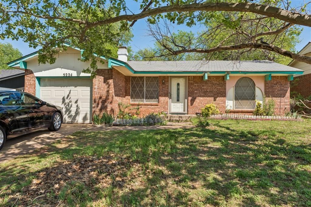 5224 S Briarwood Drive, Oklahoma City, OK 73135 Main Photo