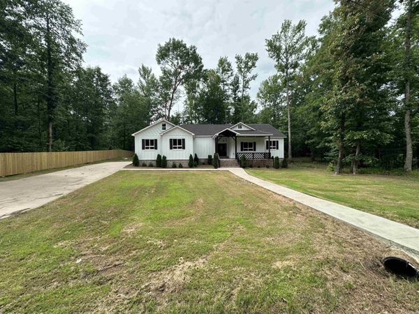 8716 East Fairview Road, Hensley, AR 72065