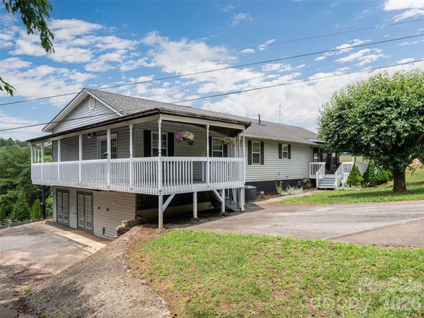 9 Coquina Lane , Unit 1, Leicester, NC 28748
