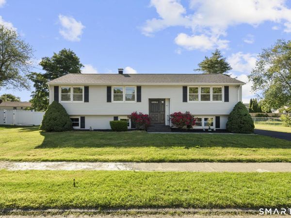47 Williamson , Hamden, CT 06517