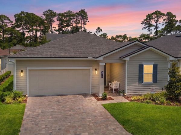 40 Moana Ct, Palm Coast, FL 32137