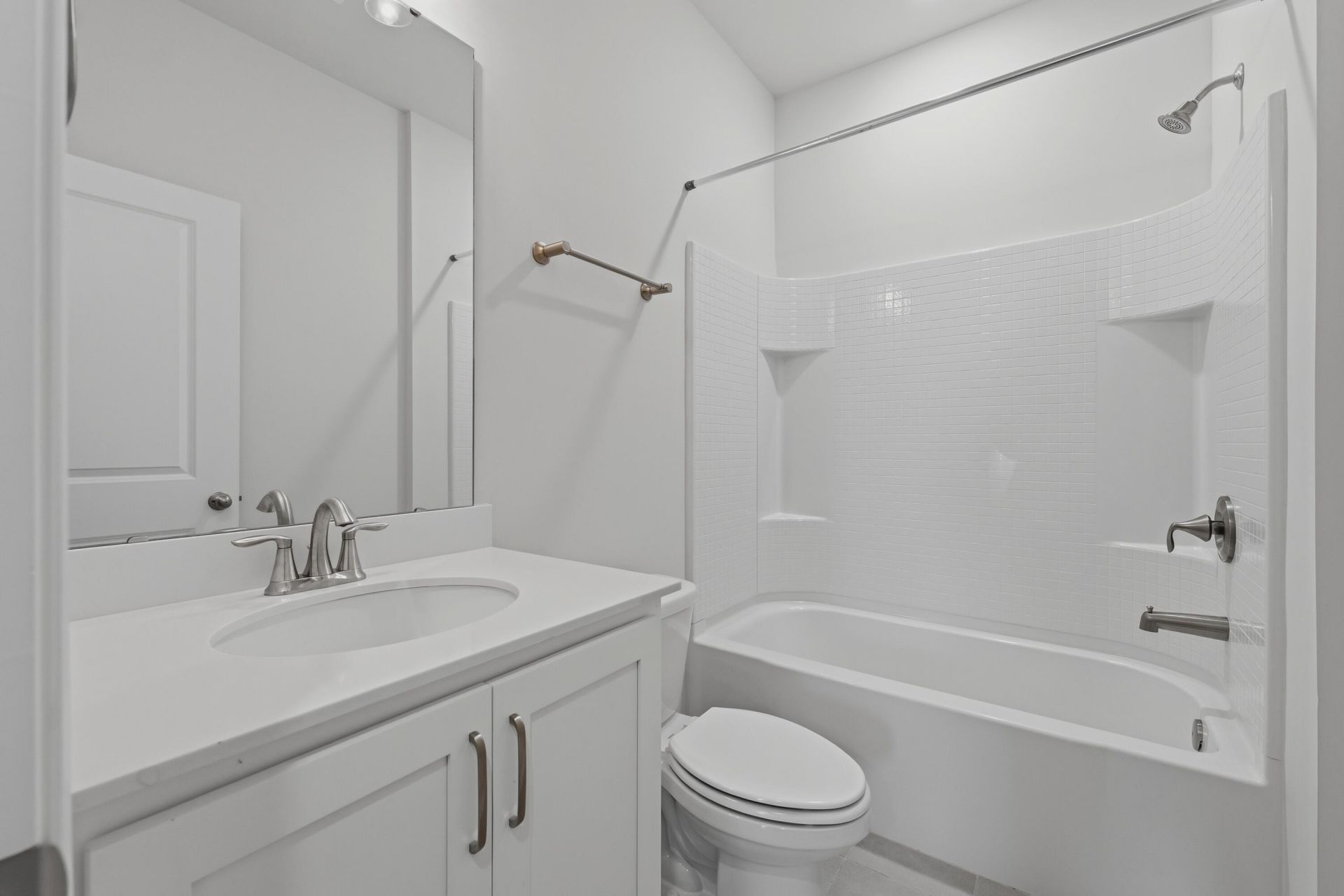 559 Abigail Street Photo 32