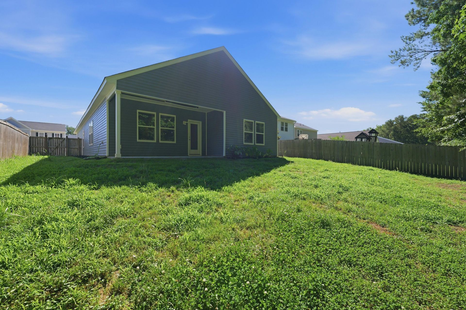 559 Abigail Street Photo 43