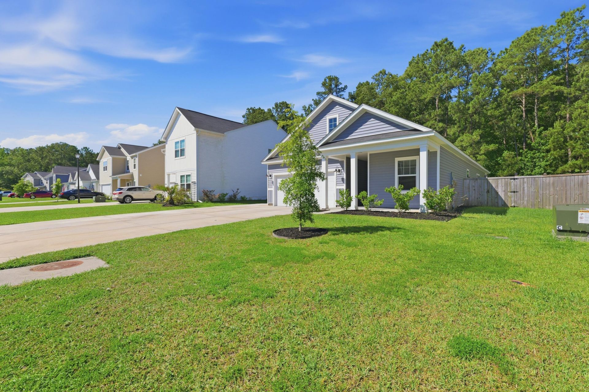 559 Abigail Street Photo 8