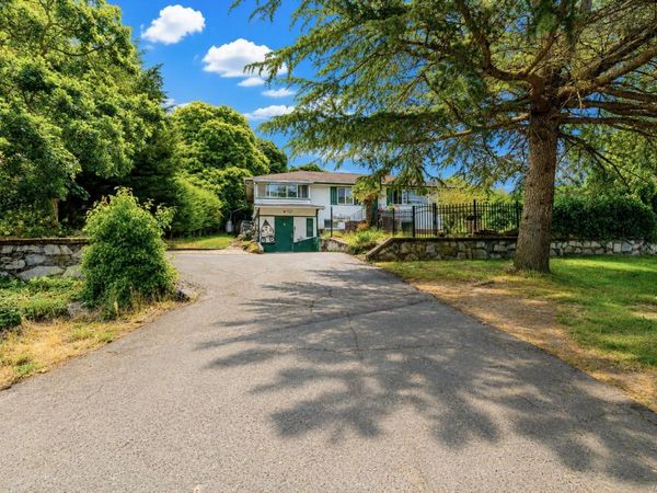 3803 Merriman Dr , Saanich, BC V8P 2S9