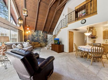 1405 Friant Drive, South Lake Tahoe, CA 96150 Photo