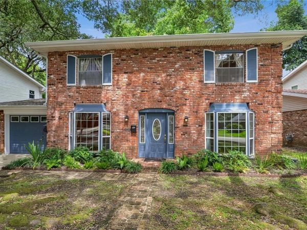 2821 DANBURY Drive , New Orleans, LA 70131