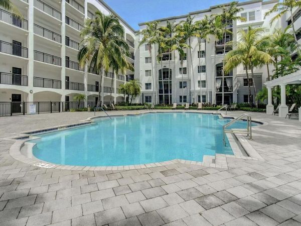 1660 Renaissance Commons Boulevard, Unit 2424, Boynton Beach, FL 33426