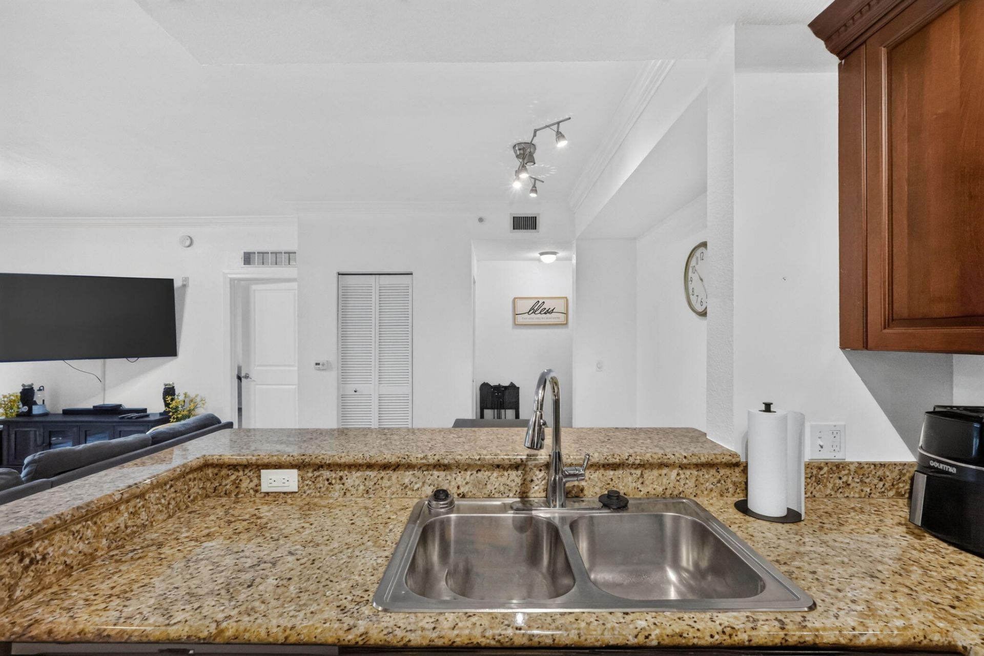 1660 Renaissance Commons Boulevard, Unit 2424, Boynton Beach, FL 33426 Photo