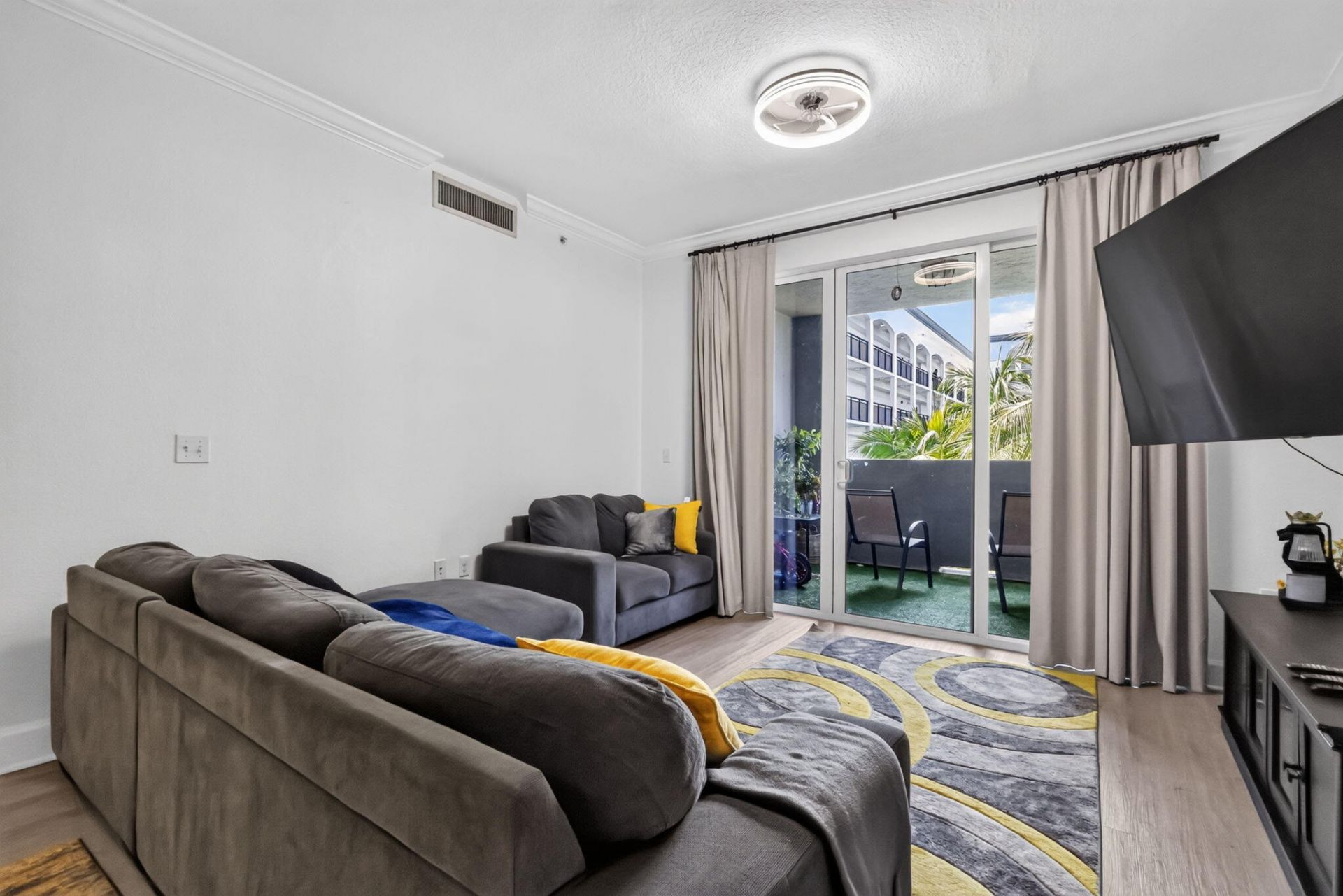1660 Renaissance Commons Boulevard, Unit 2424, Boynton Beach, FL 33426 Photo