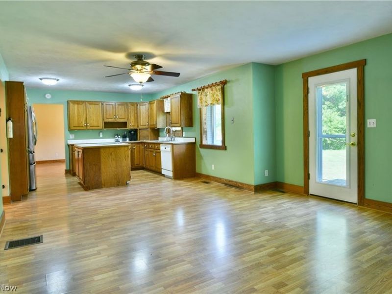 55 E South Range Road , North Lima, OH 44452 Photo 17
