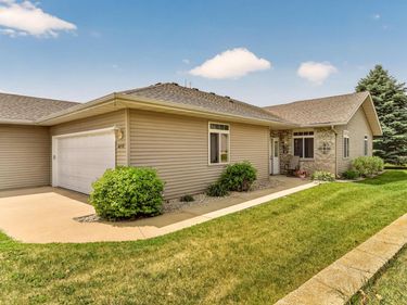 4207 Redhawk Drive SE, Rochester, MN 55904