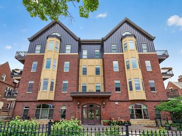 301 Clifton Avenue, Unit 1A, Minneapolis, MN 55403