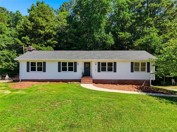 1484 Dupree Road , Woodstock, GA 30189