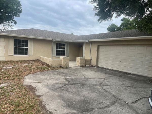 906 ESSEX ROAD , BRANDON, FL 33510