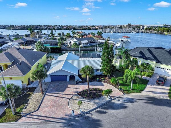 6344 COTTONWOOD LANE , APOLLO BEACH, FL 33572