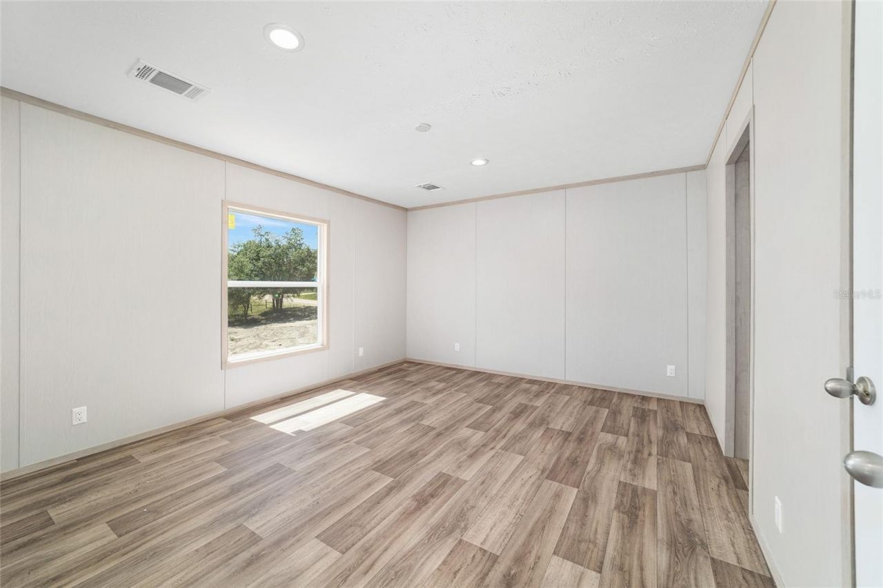 14830 SE 21st Place , Morriston, FL 32668 Photo