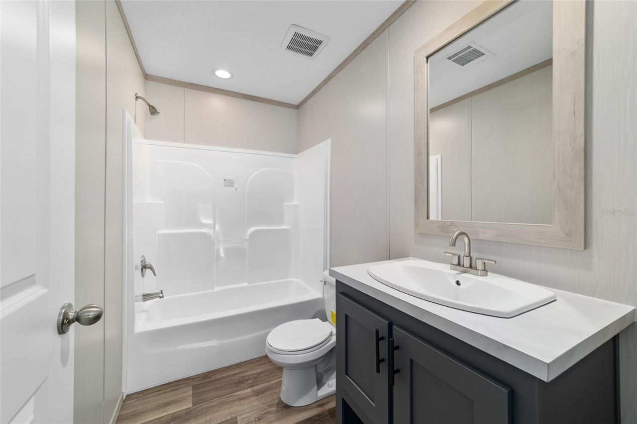 14830 SE 21st Place , Morriston, FL 32668 Photo