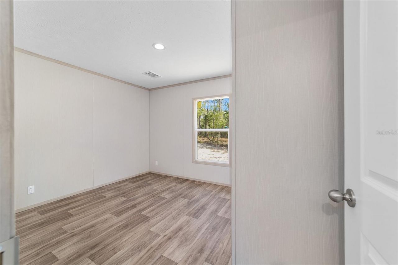 14830 SE 21st Place , Morriston, FL 32668 Photo