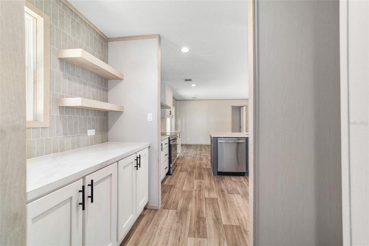 14830 SE 21st Place , Morriston, FL 32668 Photo