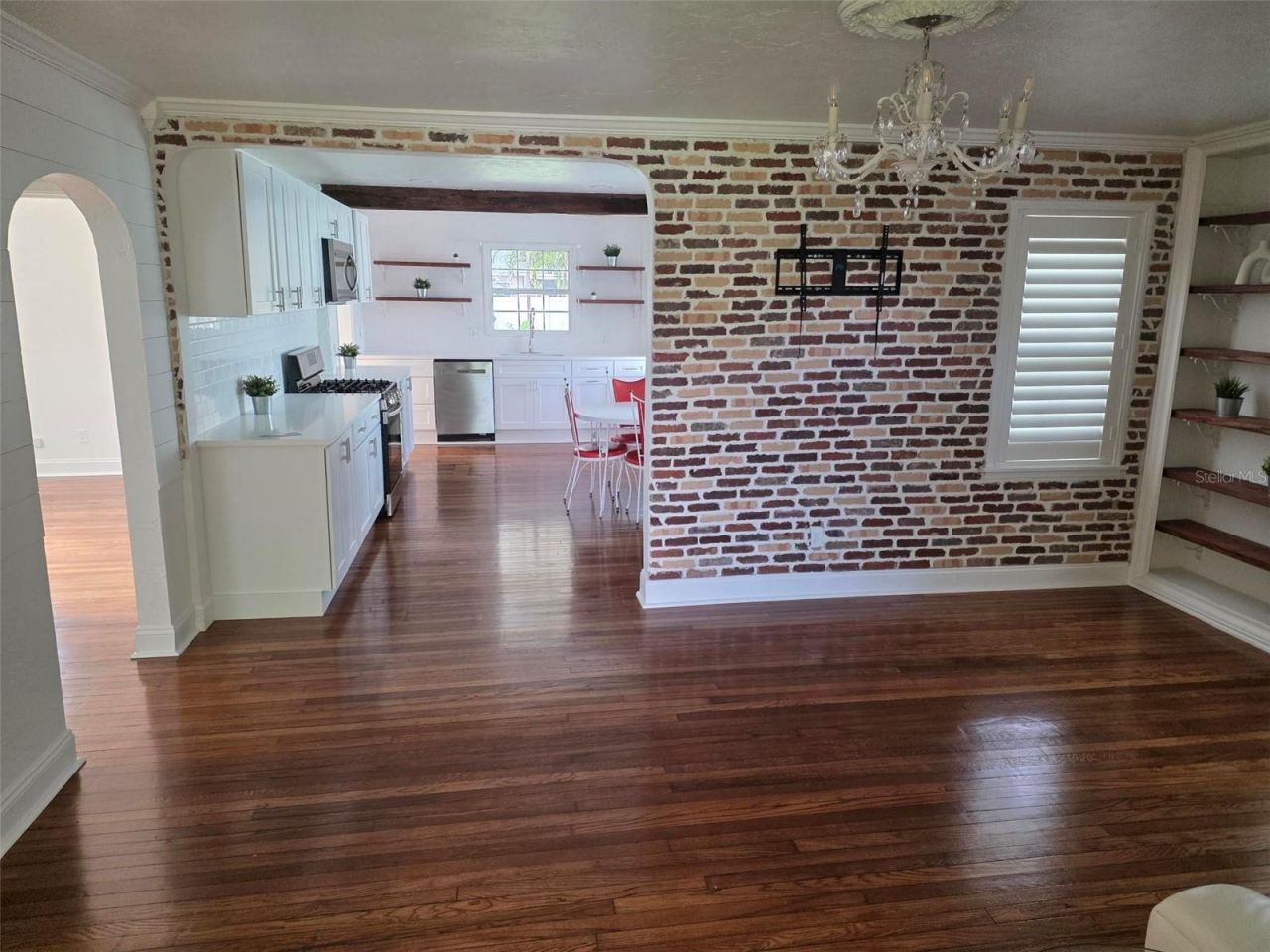 734 37th Avenue N, Saint Petersburg, FL 33704 Photo